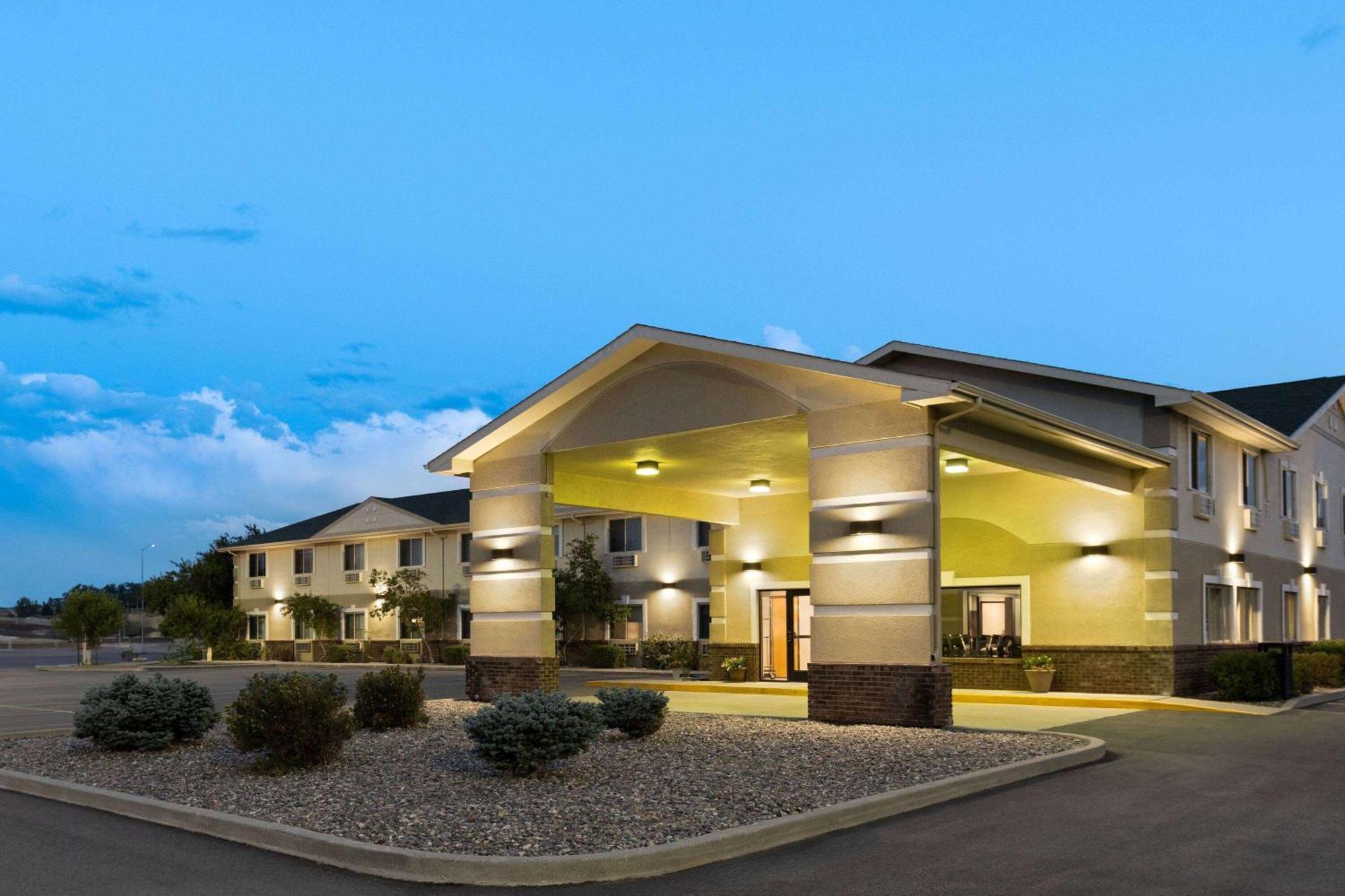 Super 8 By Wyndham Big Timber Motel Buitenkant foto